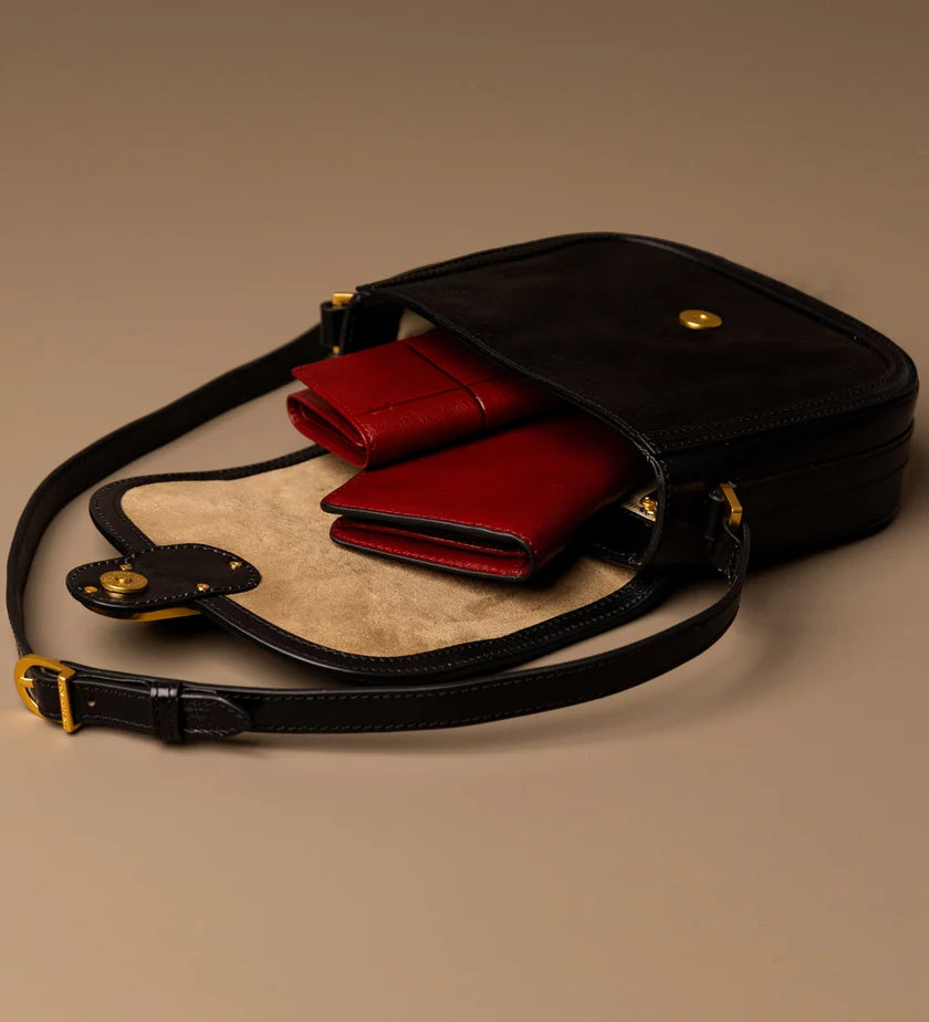 Black Smooth Saddle Crossbody Bag with Golden Magnetic Buckle